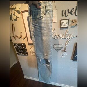 American Eagle Super High-Rise Ankle Straight Distressed Light Blue Jeans